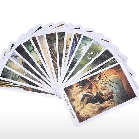 The Wildwood tarot card deck - Picture 7 of 12